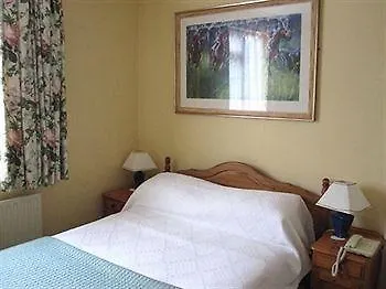 The Nag's Head Otel Scruton