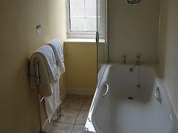 The Nag's Head Scruton