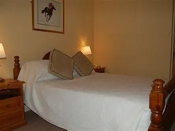 The Nag's Head Scruton