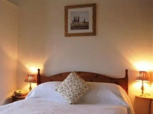 The Nag's Head Szálloda 4*