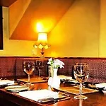 The Nag's Head Hotel Scruton
