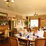 Hotel The Nag's Head 4*